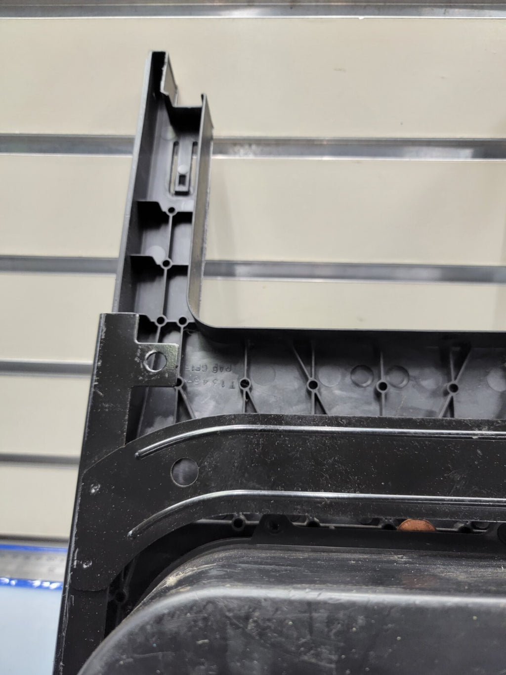 09-14 Ford F-150 under Center Console Jump Seat Armrest Slide Cup Holder OEM