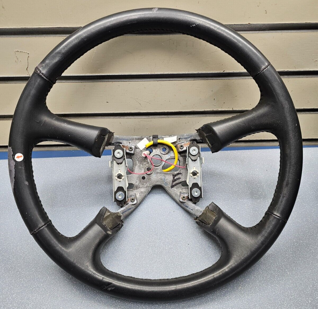 99-02 Chevy Silverado Tahoe Suburban Blazer SONOMA Steering Wheel Leather black