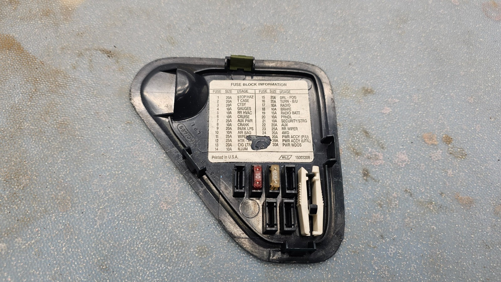 🔥95-99 Chevy GMC C/K 1500 Tahoe Truck Dash Fuse Box Cover Lid Assembly Black