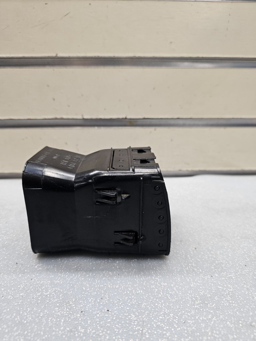 🔥2004-2012 Chevy Colorado GMC Canyon Dash Outer Air Vent LH Driver Side BLACK