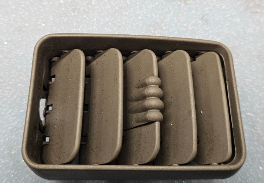 🔥99-06 Silverado Tahoe Dash Right Passenger Air Vent A/C AC HVAC Heater Tan