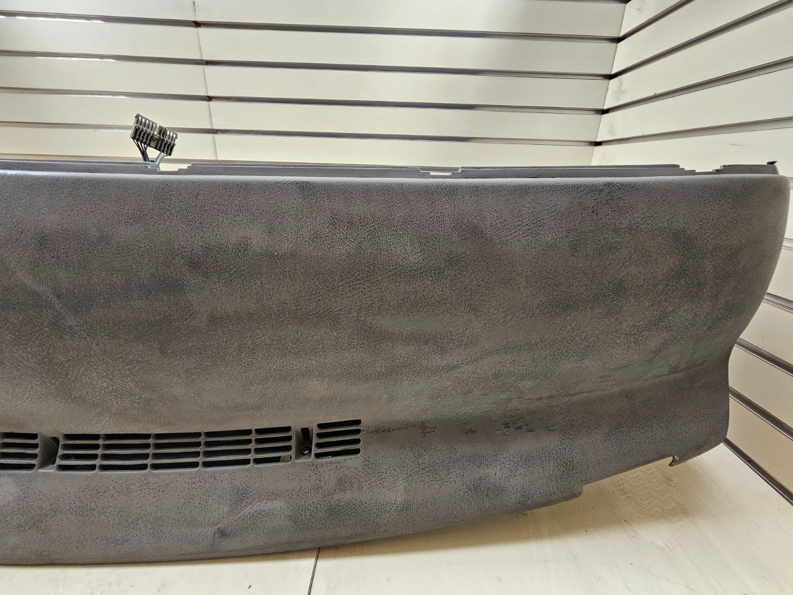 🔥95-99 CHEVY GMC SILVERADO C/K Dashboard DASH CORE Frame Mount UP Box GREY DB2
