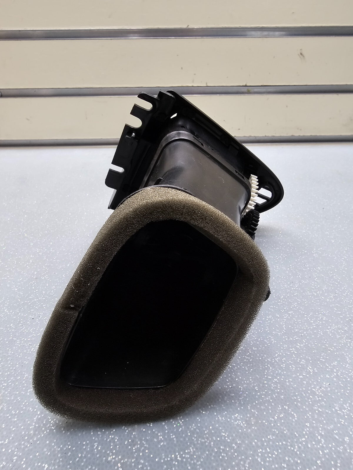 02-08 Jaguar X-Type LEFT DRIVER Outer Dash Front Center Air Vent Heater OEM