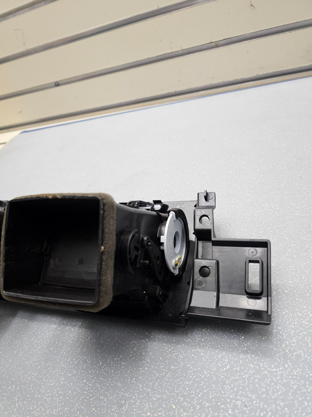 🔥06-11 Cadillac DTS Dash Center Air Vent Heater Filter Trim Bezel Conditioning