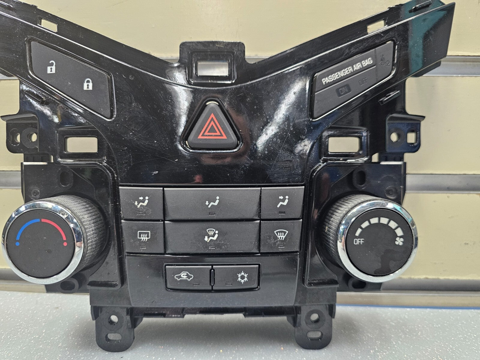 12-16 Chevy Cruze Dash AC Heater Climate Control Temperature Air Conditioner OEM