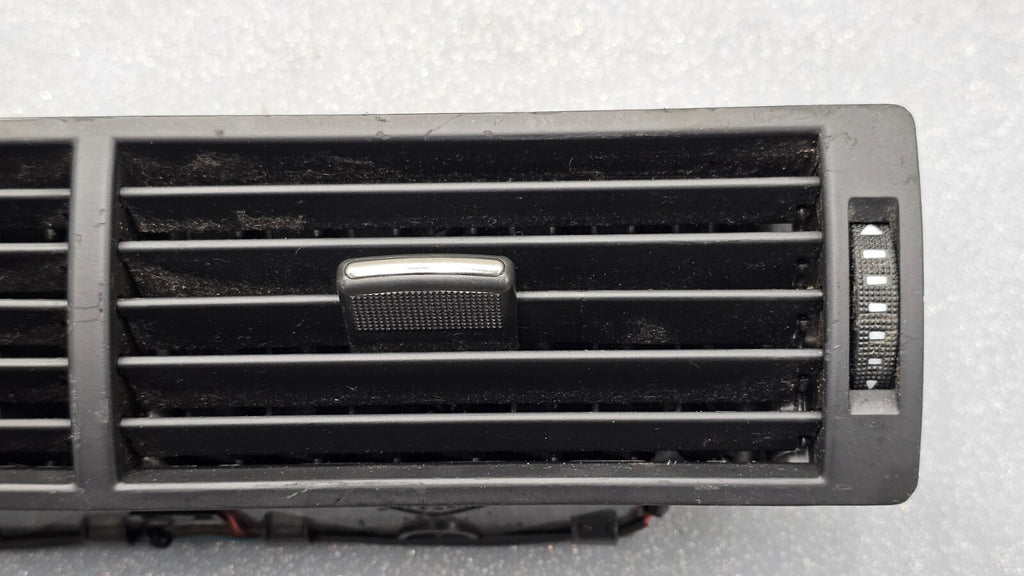 02-08 AUDI B7 A4 S4 RS4CENTER DASH PANEL A/C HEATER AIR VENT CONDITIONING BLACK