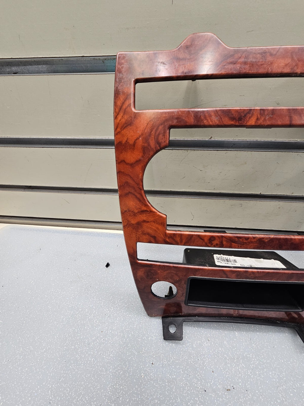 05-07 JEEP GRAND CHEROKEE DASH PANEL RADIO SURROUND TRIM BEZEL OEM B70 woodgrain