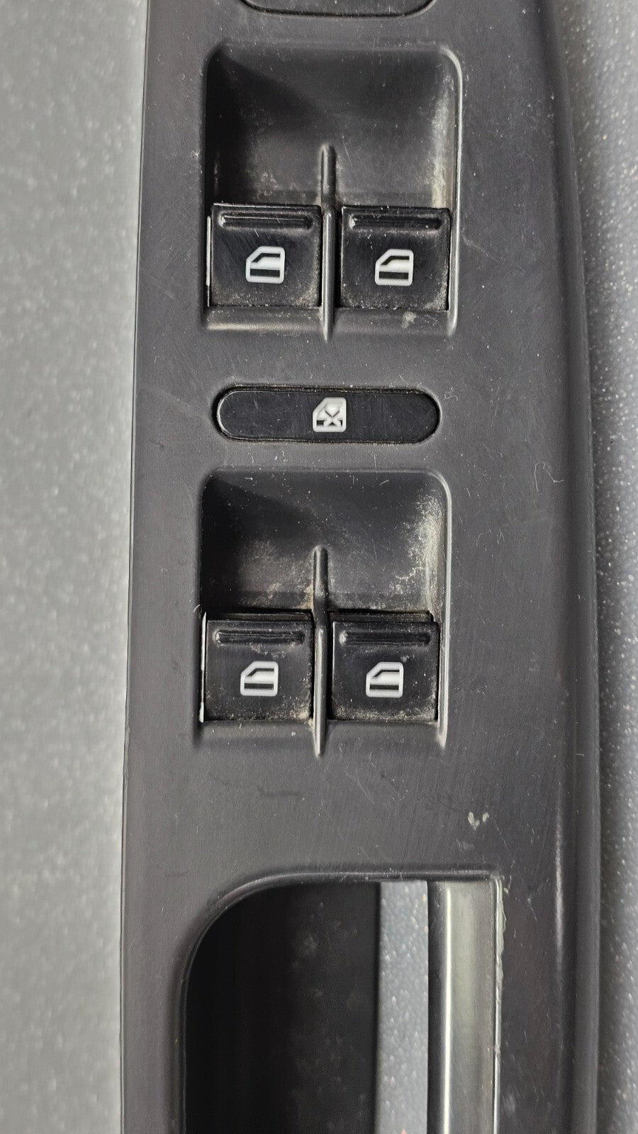 05-10 Passat Golf Jetta Rabbit Left Driver Door Master Power Window Switch Black
