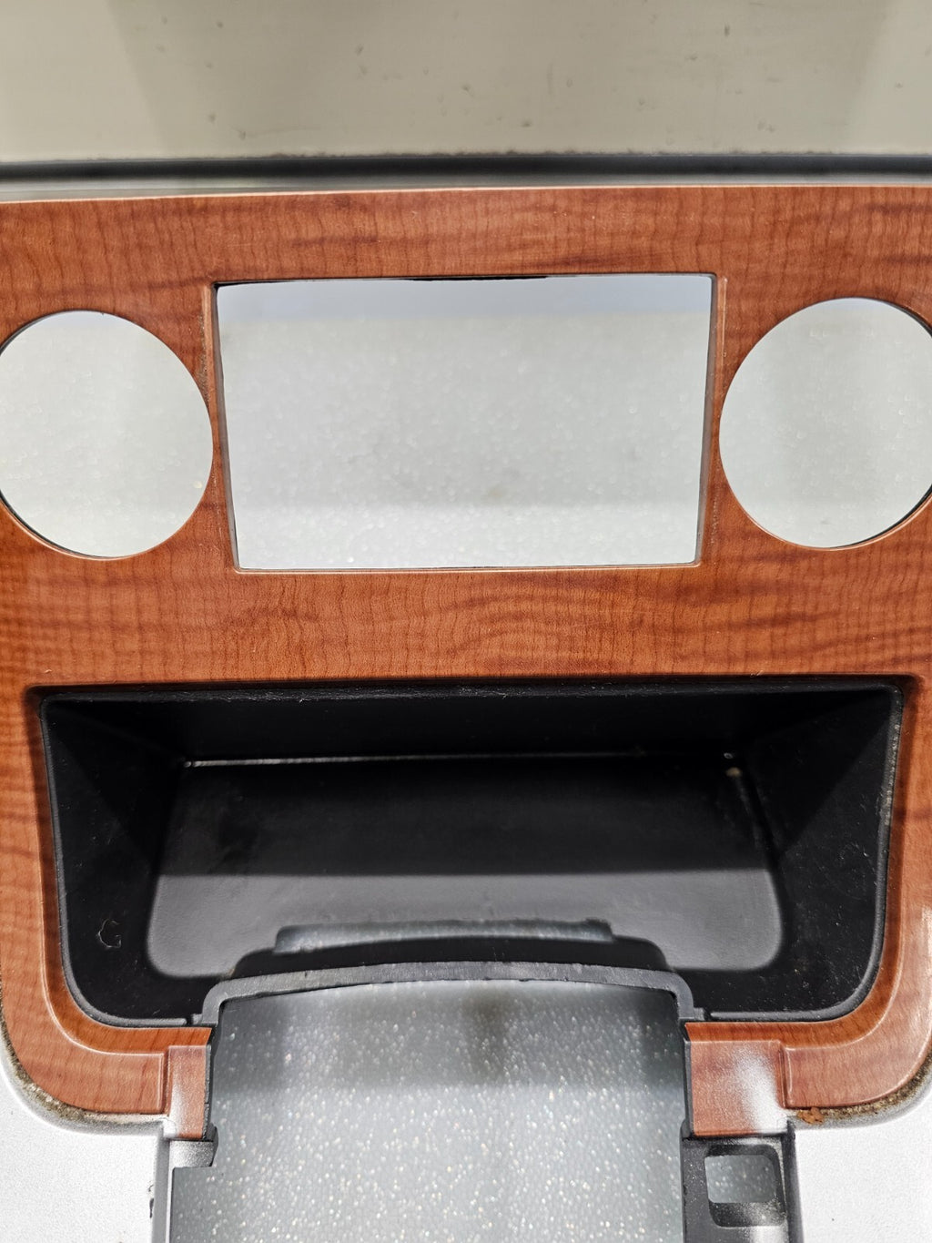 07-09 Equinox Center Dash Radio Climate Stereo Bezel Trim Panel SILVER/WOOD B43