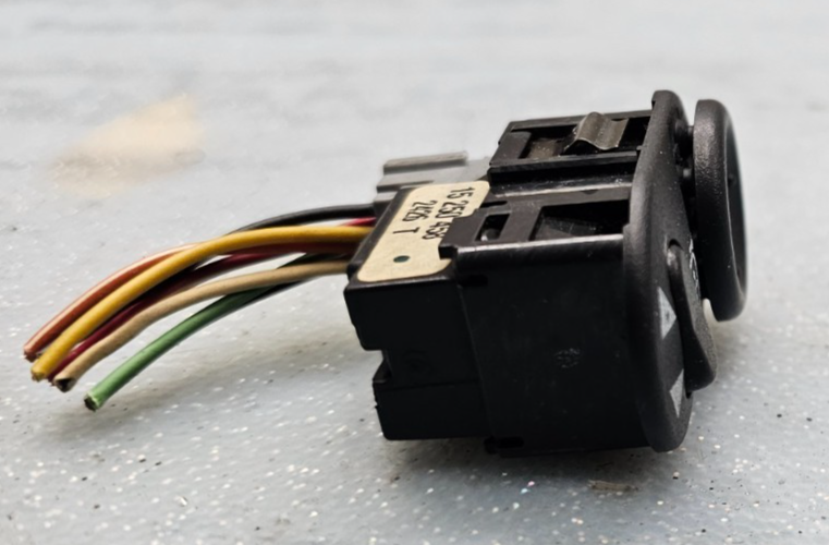 🔥2008-2012 Chevy Malibu Mirror Power Switch OEM BLACK