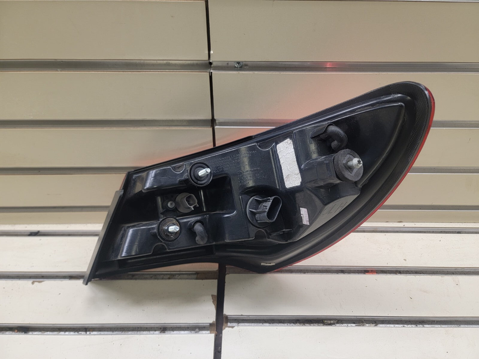 🔥2011 - 2014 Chrysler 200 Tail Light taillight tail lamp Driver Side left