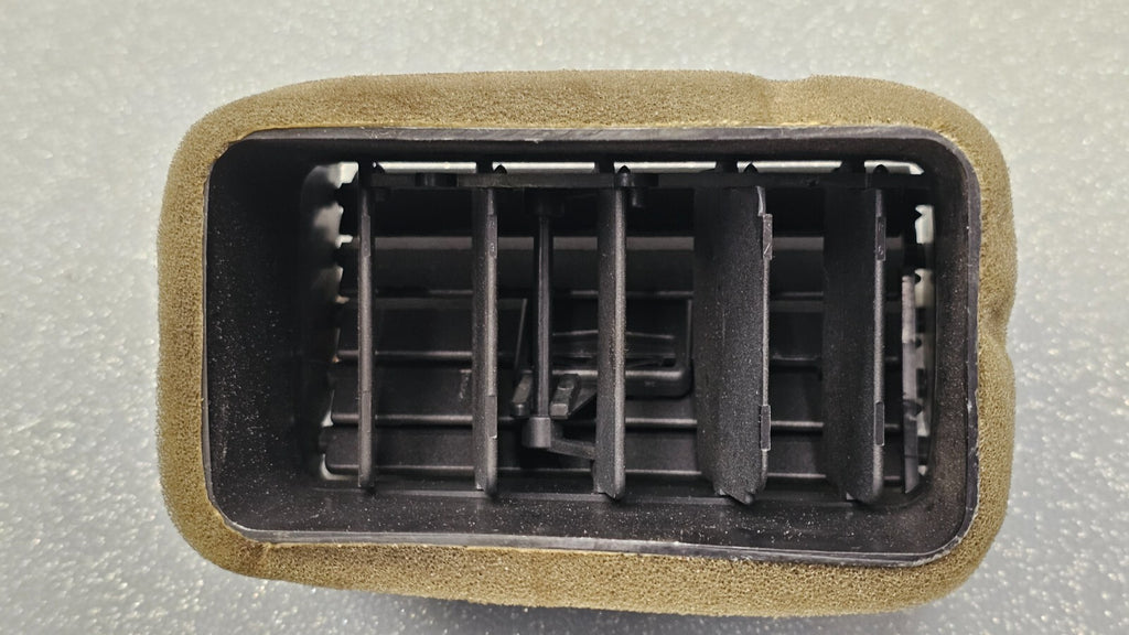 🔥05-07 FIVE HUNDRED Dash Right Passenger AIR VENT Heater Conditioning Black OEM