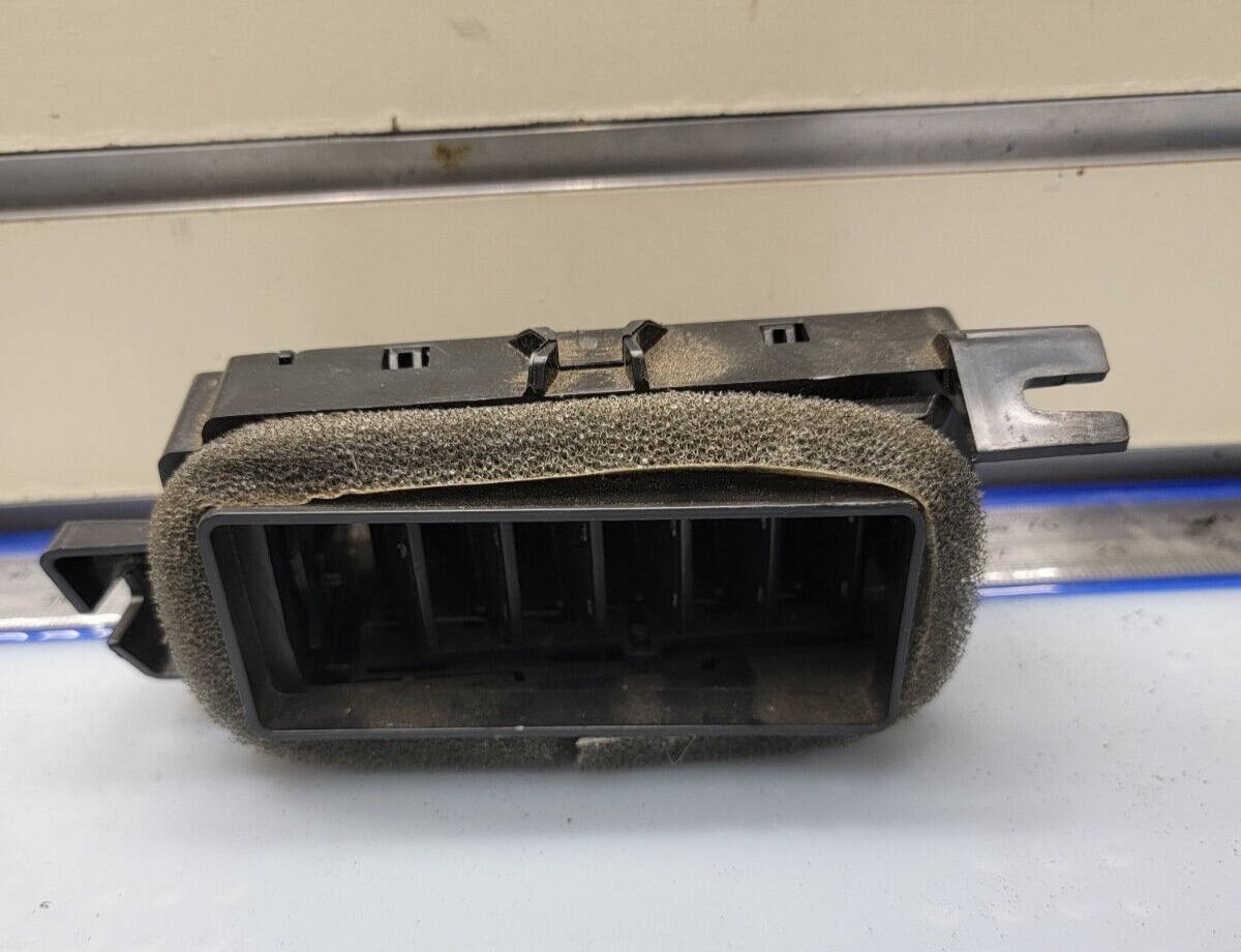 🔥05-10 CHEVROLET COBALT FRONT Left Driver SIDE DASHBOARD A/C AIR VENT Black