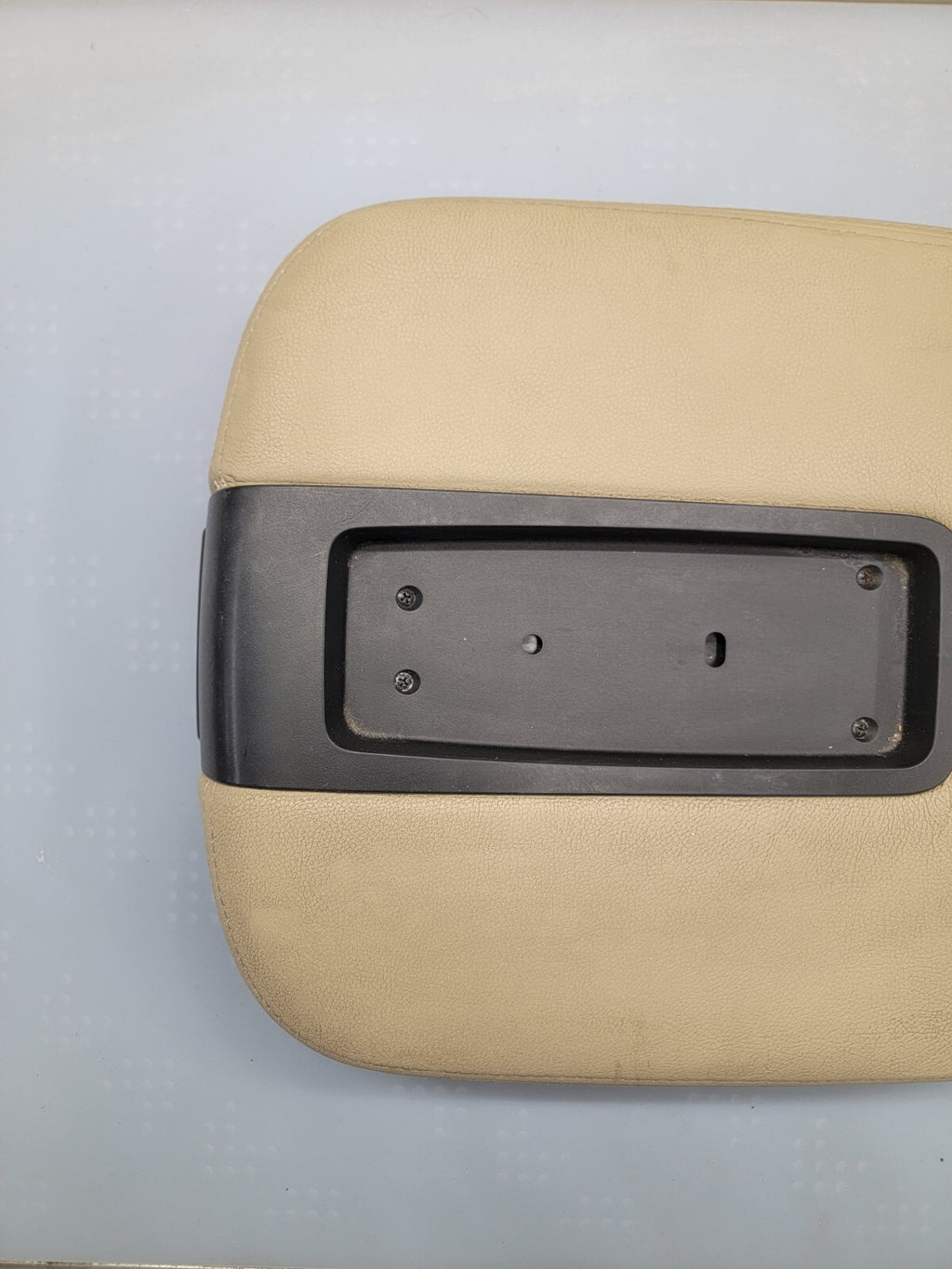 🔥07-13 Chevy Tahoe Suburban Leather Console Lid Armrest Cover LIGHT TAN JS5