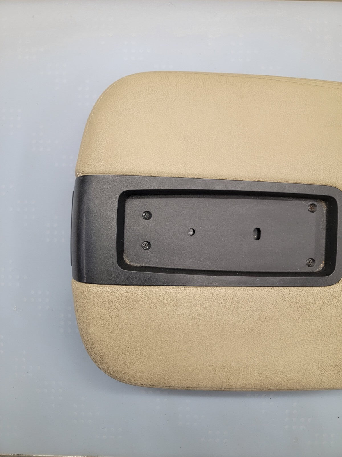 🔥07-13 Chevy Tahoe Suburban Leather Console Lid Armrest Cover LIGHT TAN JS5