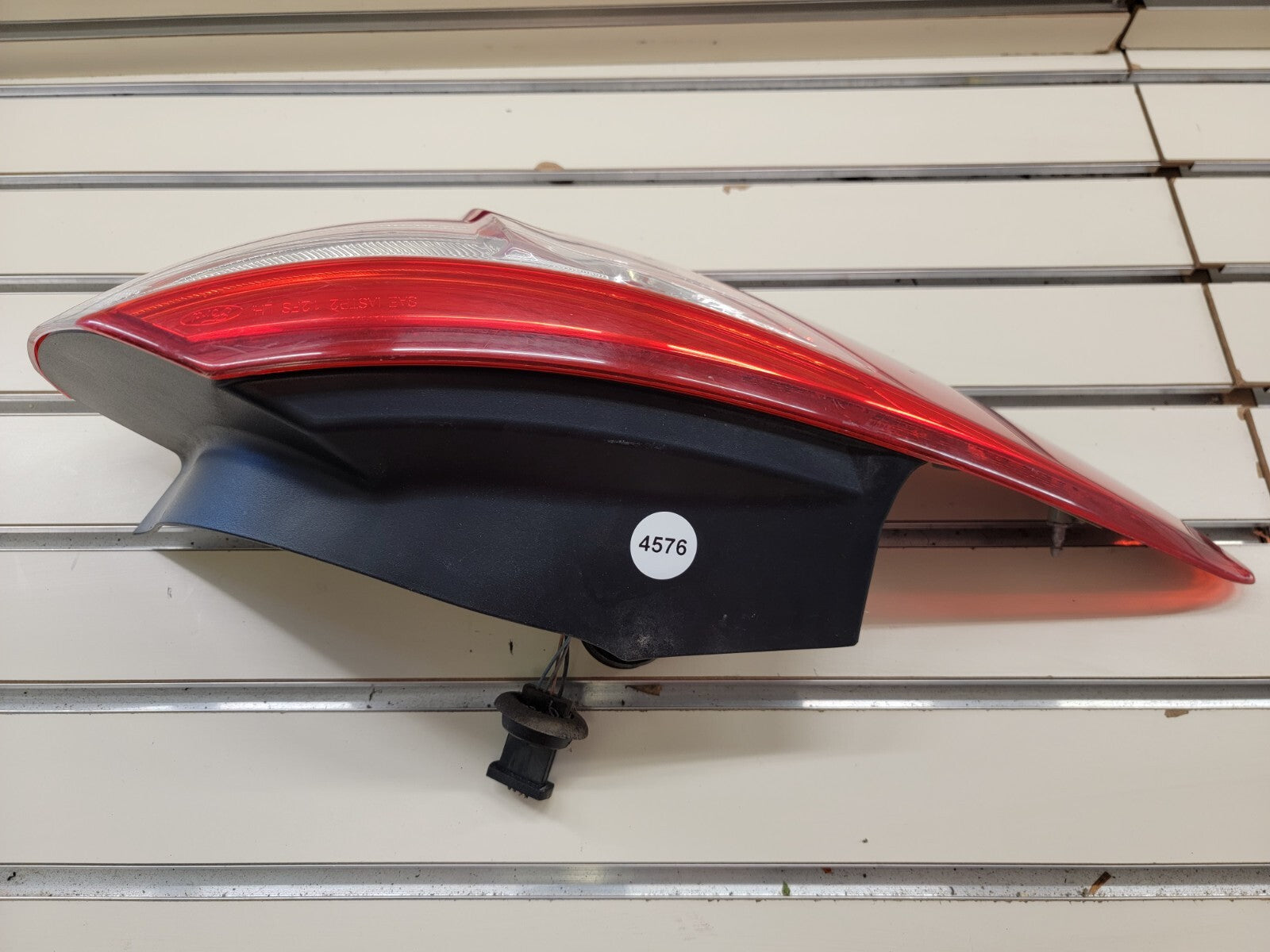 🔥2012-2014 Ford FOCUS Sedan TAILLIGHT Tail Light Lamp left driver