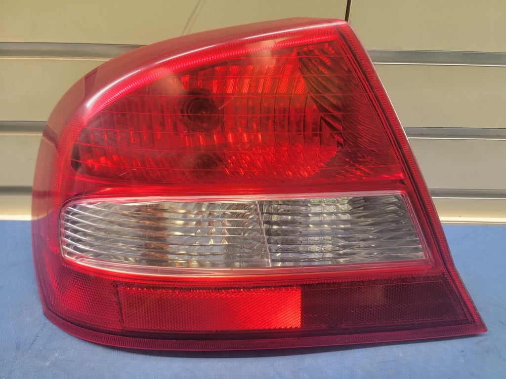 🔥2003-2005 CHRYSLER SEBRING Driver Left Side Tail Light Lamp Assembly Chrome