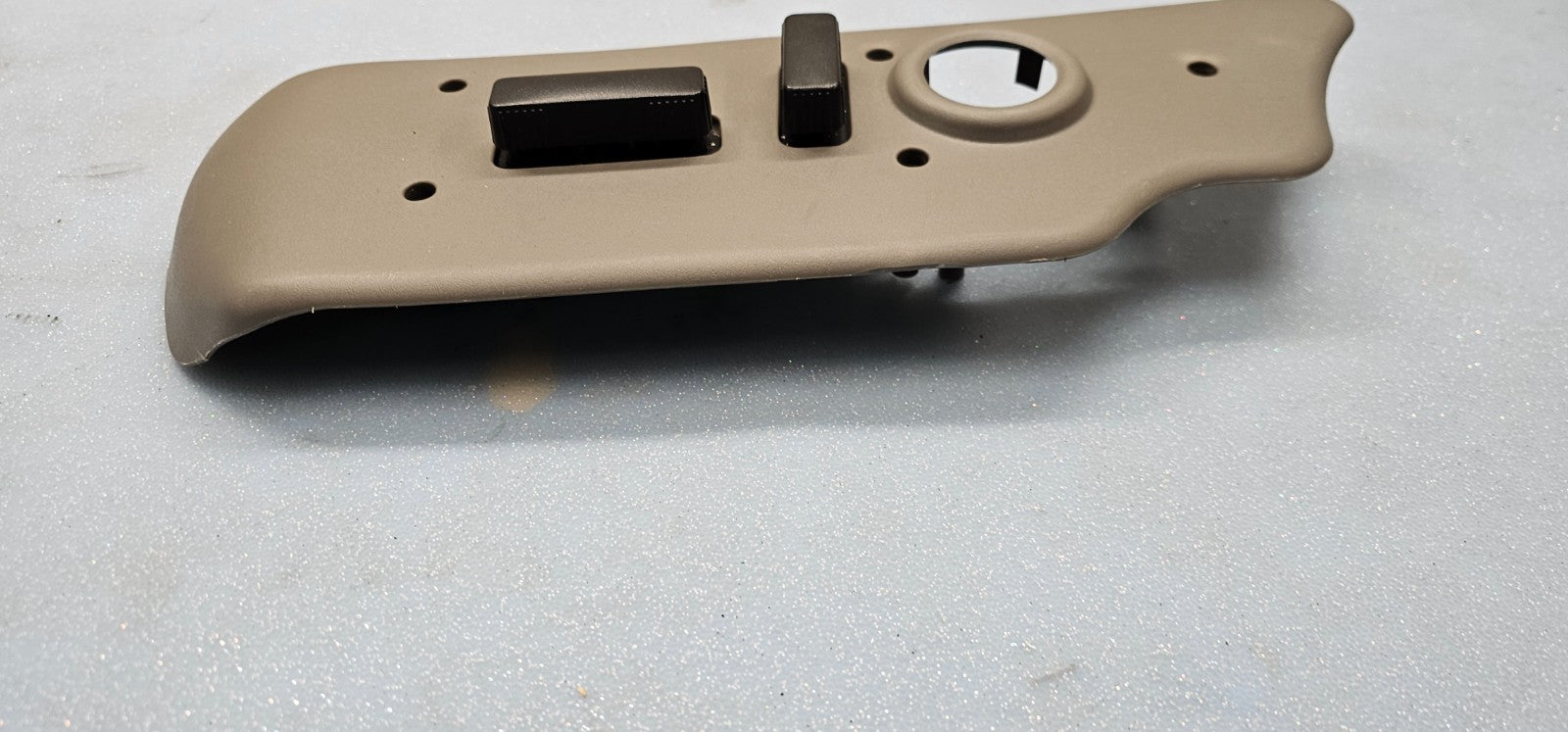 🔥99-02 SUBURBAN TAHOE SILVERADO 8 WAY FRONT LEFT DRIVER SEAT SWITCH TAN OEM