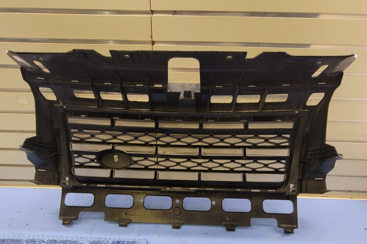 🔥08-10 Land Rover LR2 Front Bumper Grille Assembly Cover Chrome Genuine White