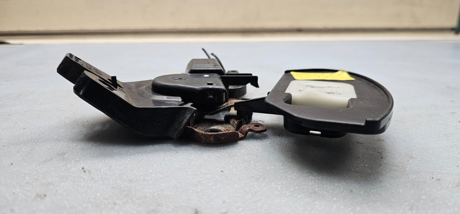 09-13 Mazda 3 6 Sedan Power Trunk Latch Lid Deck Lock Release Tailgate Actuator