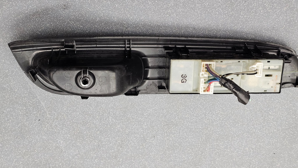 🔥12-19 Versa Versa Note Left driver Master Power Window Switch Bezel Black OEM