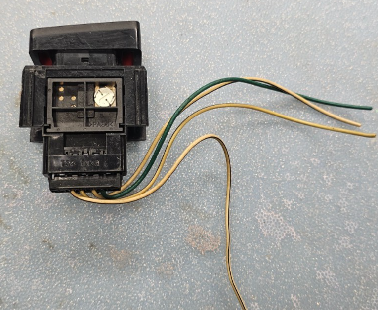 🔥03-08 Toyota Corolla Emergency Hazard Fog Light Switch Assembly Black