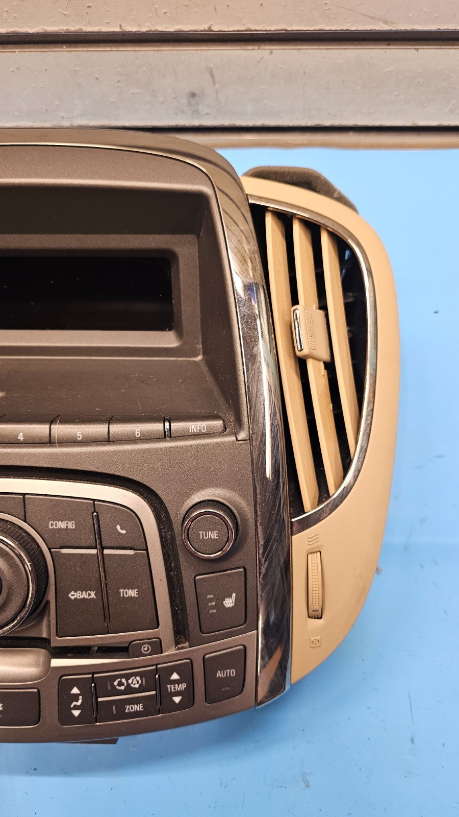 🔥10-12 ALLURE LACROSSE DASH RADIO STEREO DISPLAY BEZEL CLIMATE SCREEN BLACK/TAN