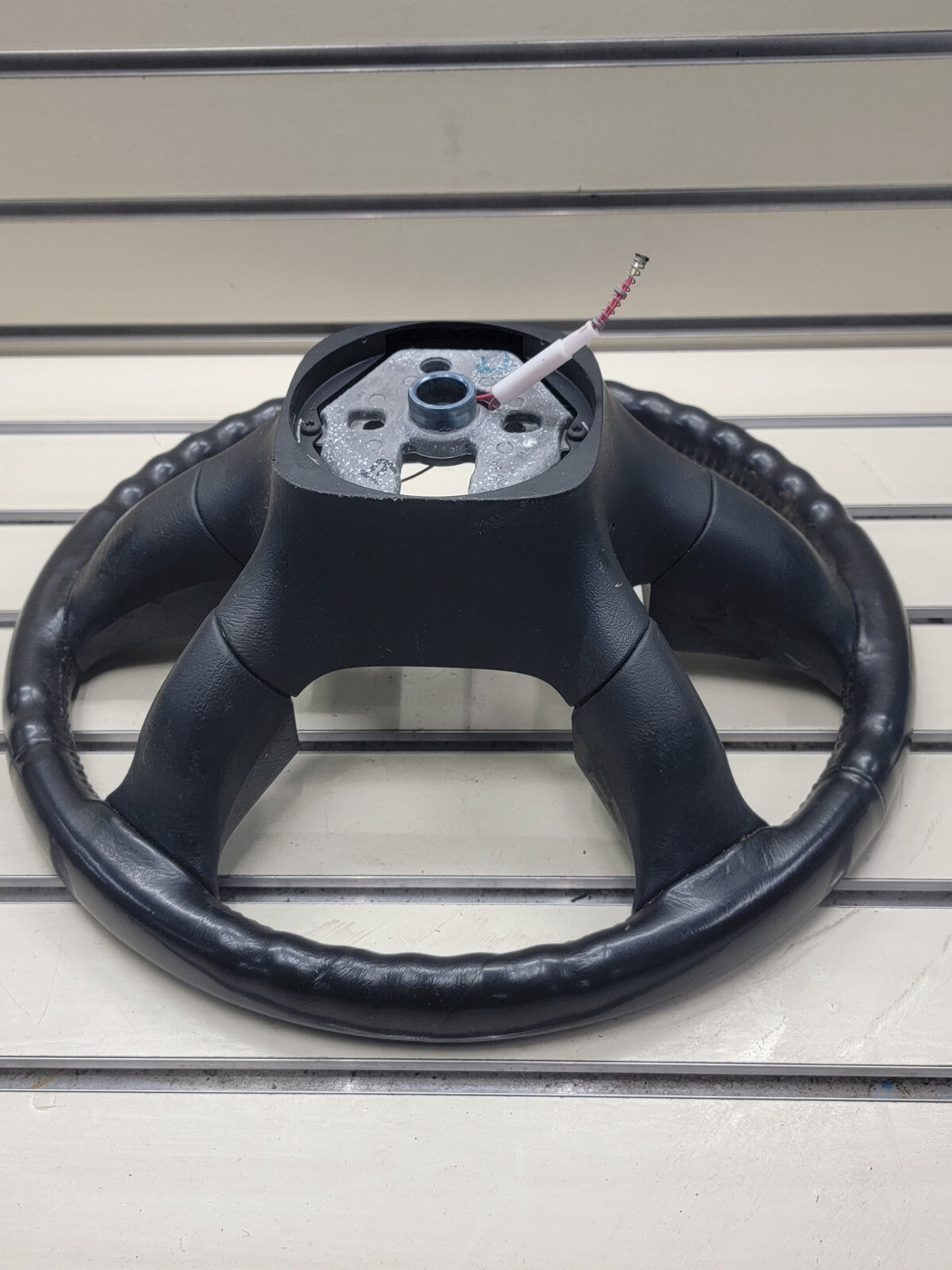 🔥03-06 SILVERADO SIERRA YUKON TAHOE SUBURBAN STEERING WHEEL LEATHER BLACK
