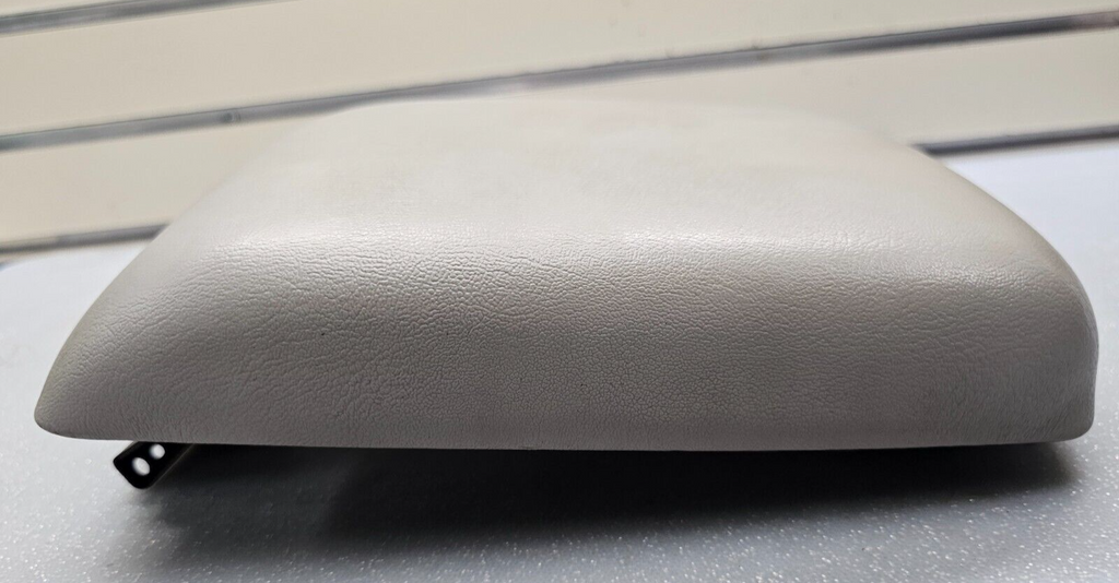 🔥07-09 Suzuki XL7 Arm Rest Center Console Lid Box Storage Top Pad Cover Tan OEM