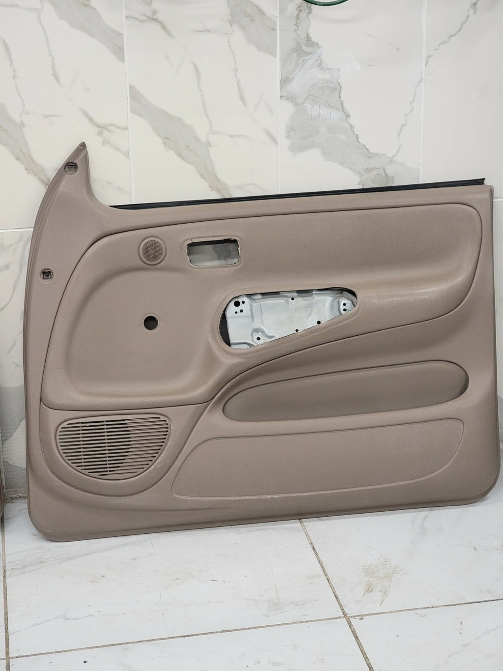 🔥04-06 Toyota Tundra Crew Cab OEM REAR right Door Trim Panels Tan Brown D20