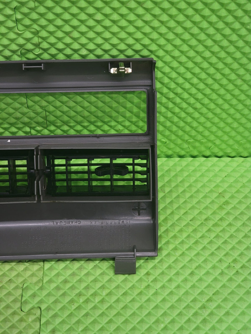 🔥88-94 Chevy GMC Suburban Silverado Tahoe Blazer Center Dash bezel gray
