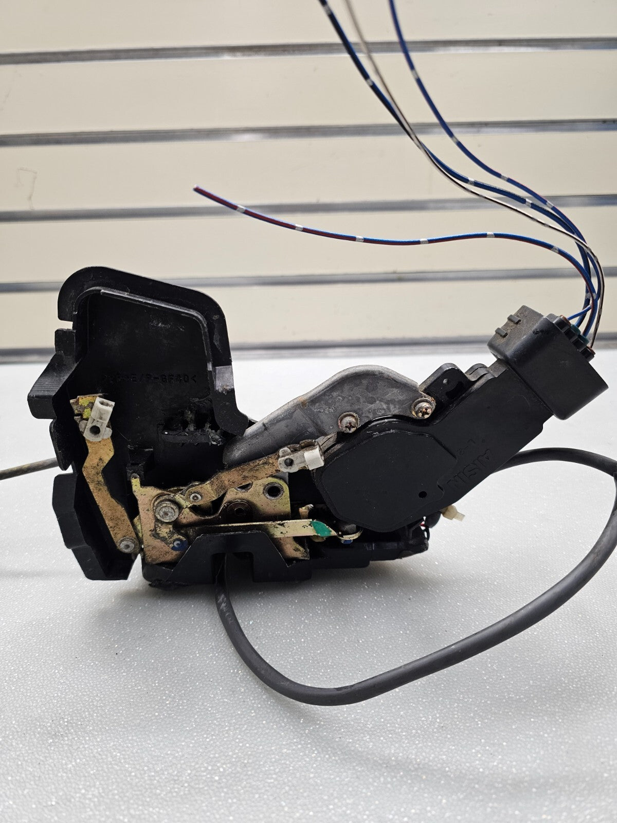 🔥97-01 Toyota Camry Front Left Driver Power Door Lock Actuator Latch Assembly
