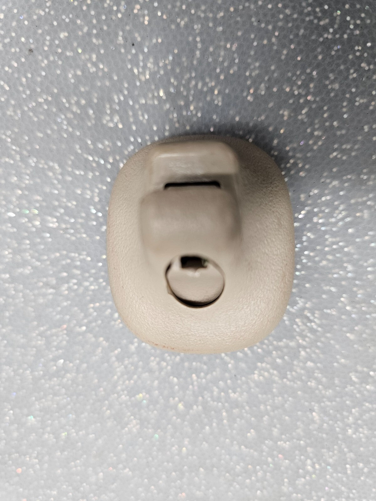 🔥2006-2012 Ford Fusion Sun Visor Clip SINGLE With Screw Beige