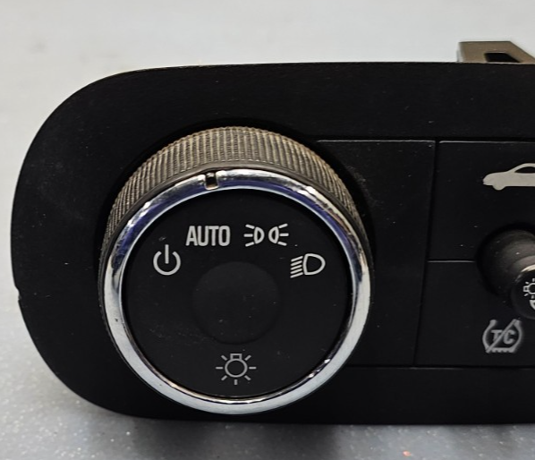 🔥06-11 CHEVY IMPALA HEADLIGHT LAMP FOG TRACTION CONTROL SWITCH BLACK ASSEMBLY