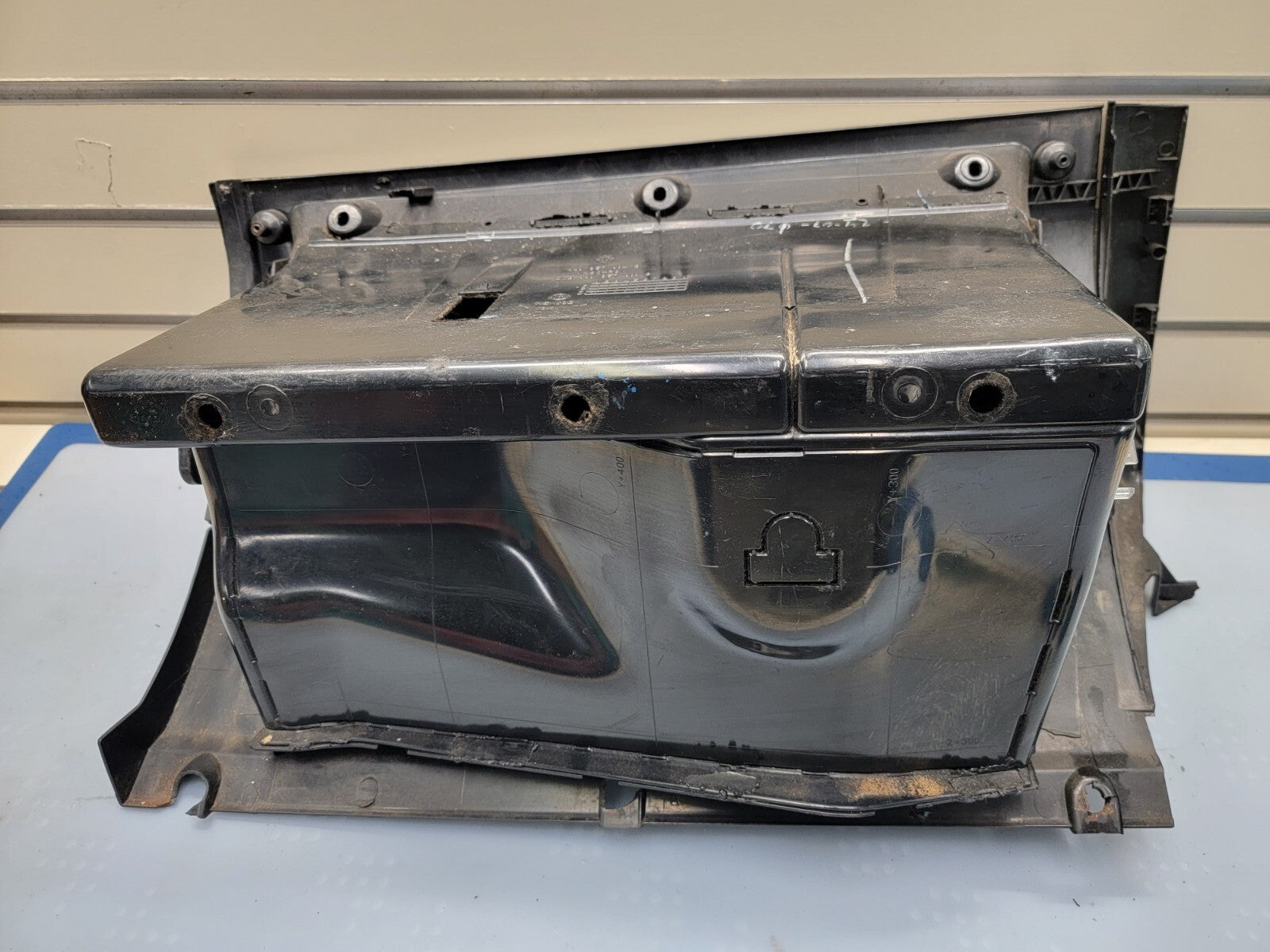 🔥 98-08 Volkswagen Beetle Bug Dash Glove Box COMPARTMENT VW BUG black