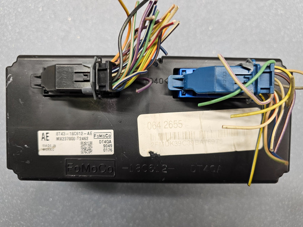 07-10 Ford Edge Dash Center A/C Heater Control Temperature Climate Control Unit