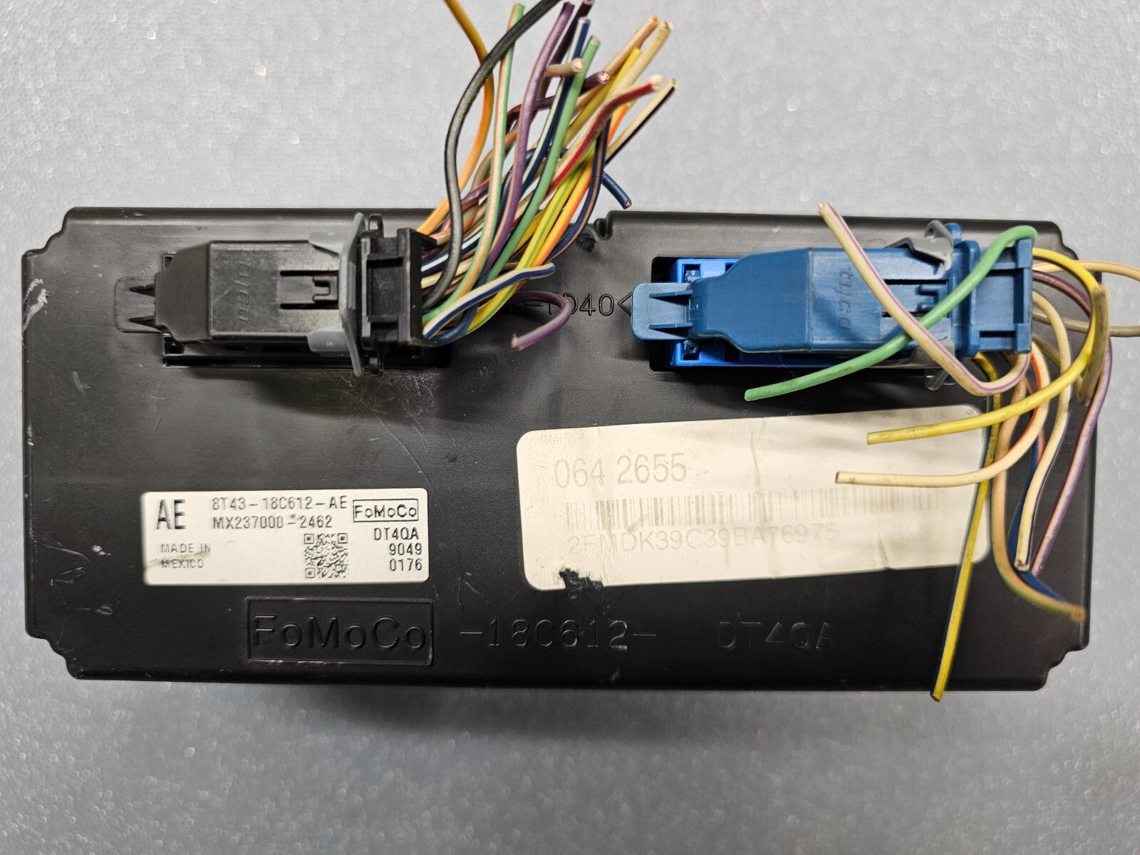 07-10 Ford Edge Dash Center A/C Heater Control Temperature Climate Control Unit