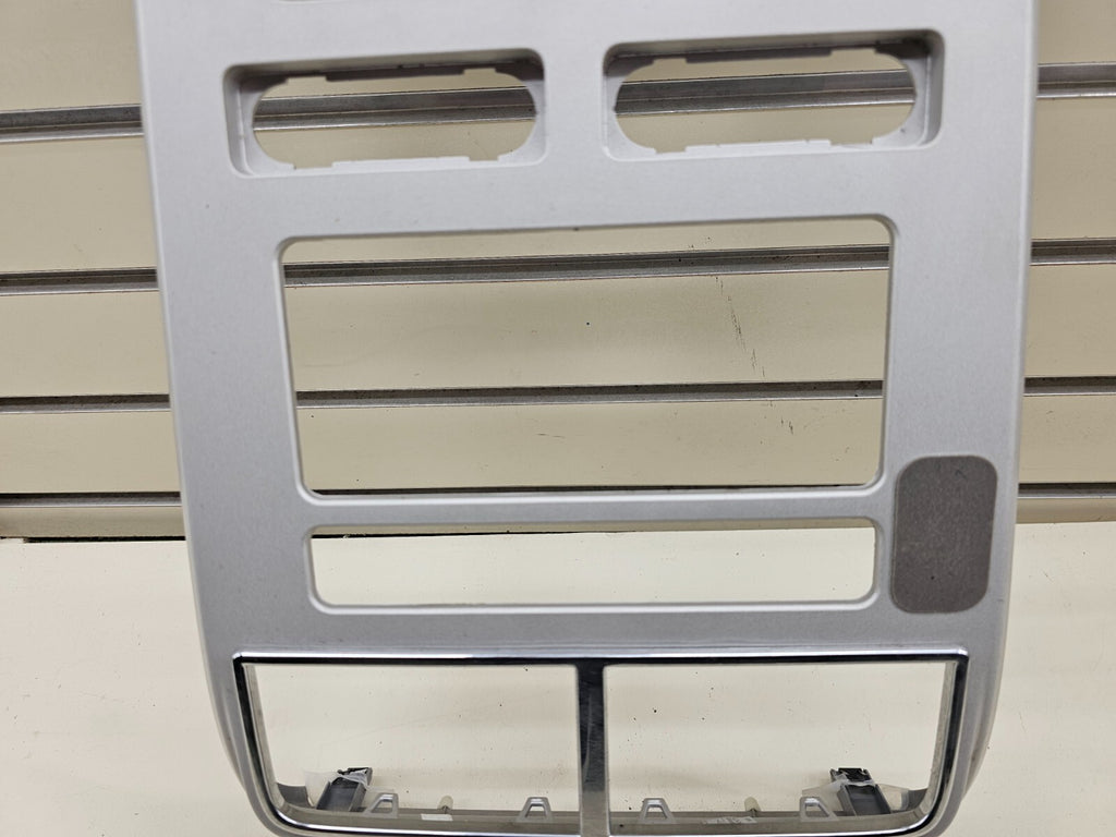 07-10 Lincoln MKX Front Center Dash Radio Climate Control Panel Bezel SILVER OEM