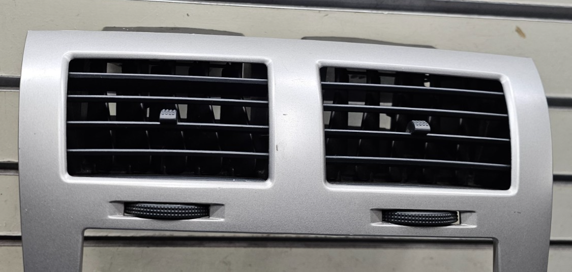 🔥10-12 Dodge Caliber Center Dash Radio Climate Control Bezel Trim Panel SILVER