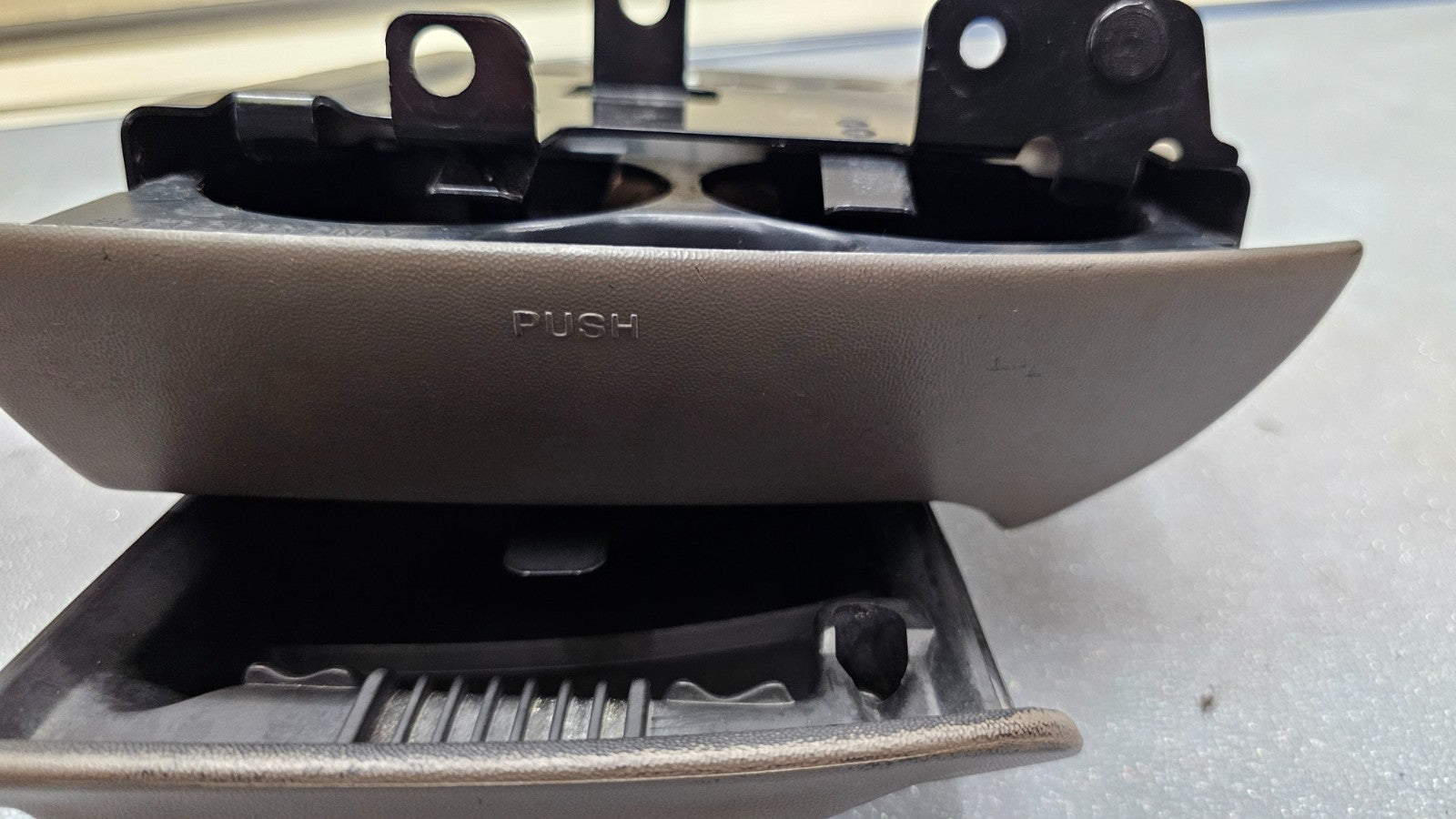 🔥97-03 Ford F150 Dash Pull Out Cup Drink Holder Trim w/ Ash Tray Ashtray Gray