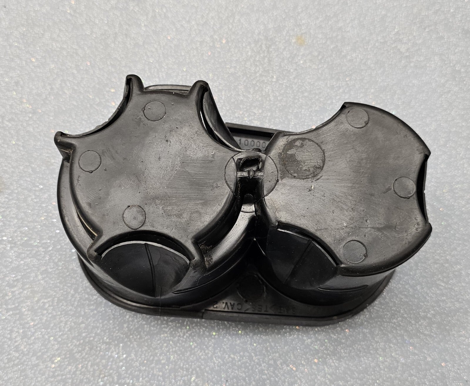🔥2005-2007 Jeep Liberty Center Console Cup Holder Rubber Insert OEM JL