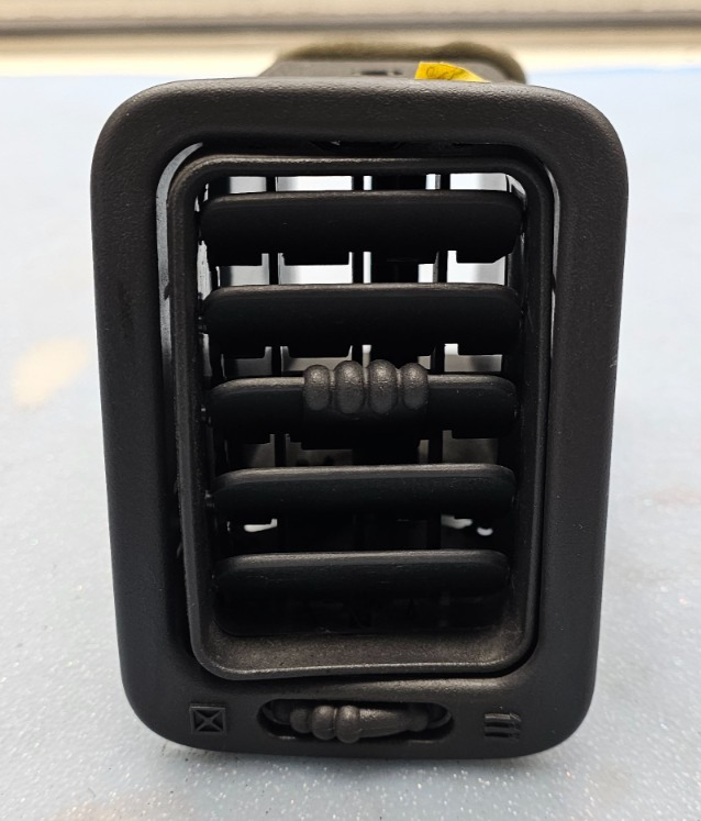 🔥99-06 Silverado Tahoe Dash Right Passenger Air Vent A/C AC HVAC Heater Black