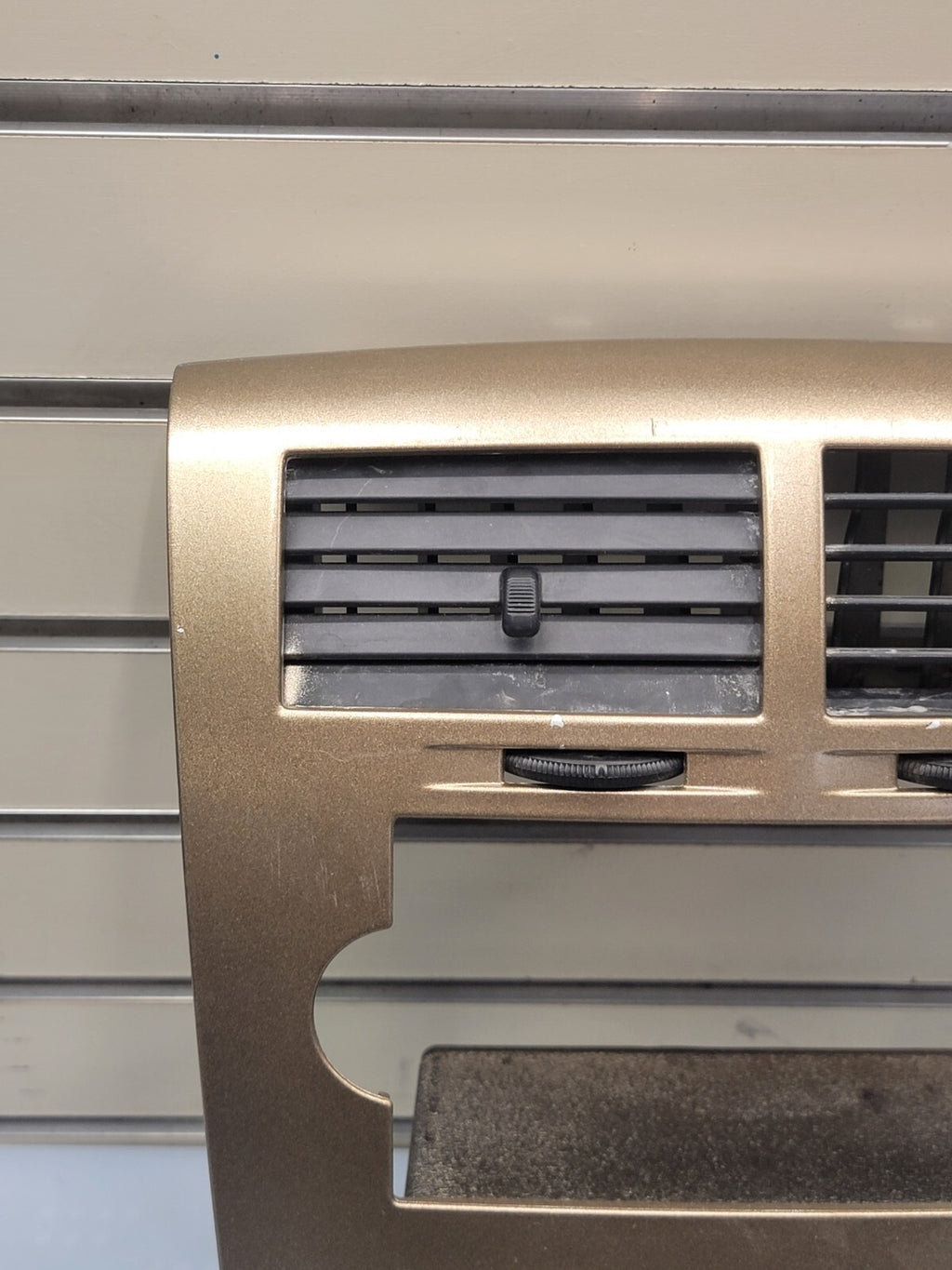 🔥07-09 Dodge CALIBER Dash Radio Center BEZEL Climate Dash Trim Vents golden B15