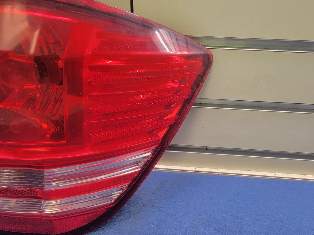🔥2009-2020 Dodge Journey Right Passenger Outer Halogen Tail Light OEM 1004