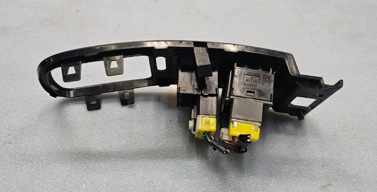 🔥93-97 Pathfinder D21 Dash LH Left Driver Air Vent Bezel Cruise Control Switch