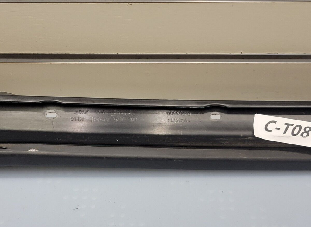 🔥2007-2014 CADILLAC ESCALADE WINDSHIELD LEFT DRIVER SIDE MOULDING OEM BLACK