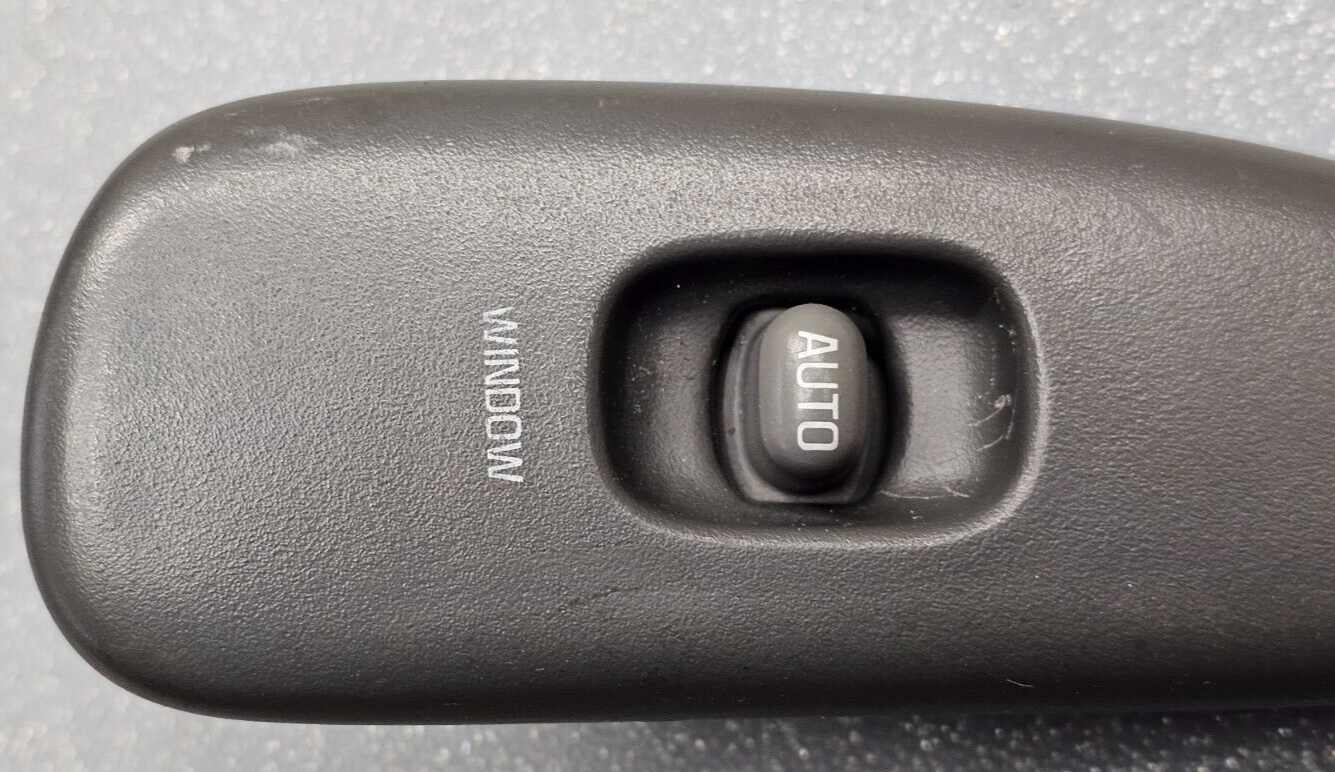 🔥00-03 Pontiac Bonneville Right Passenger Window Switch Trim Assembly Black OEM