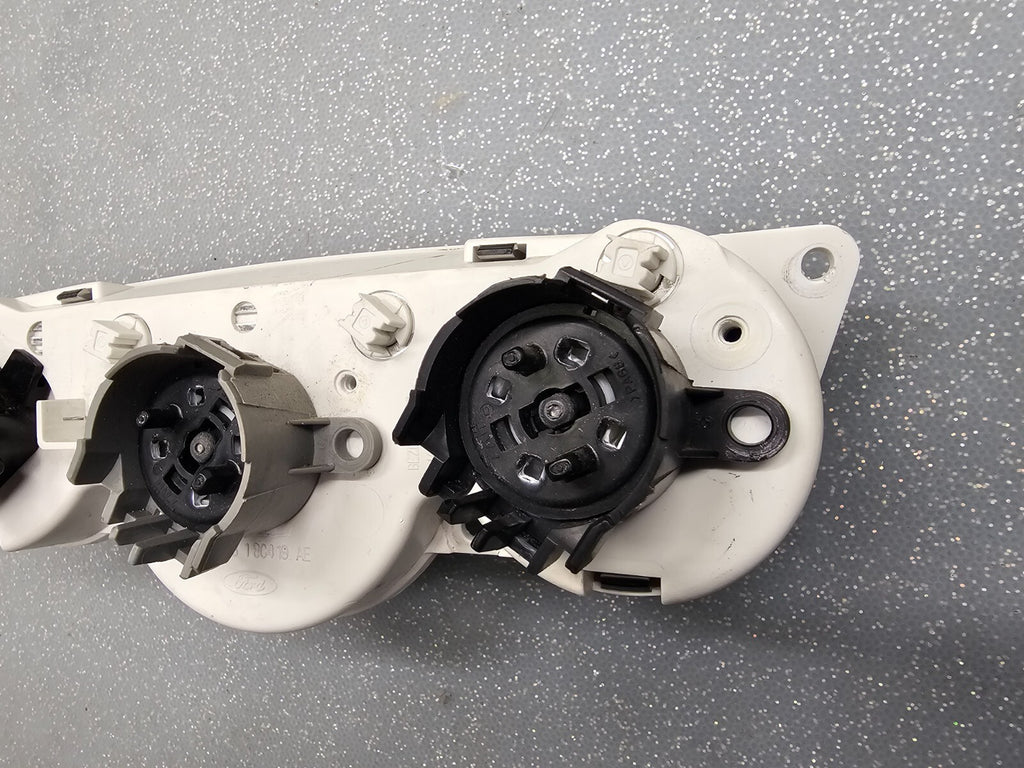 🔥00-07 Ford Focus Dash A/C Heater Climate Control Temperature Conditioner OEM