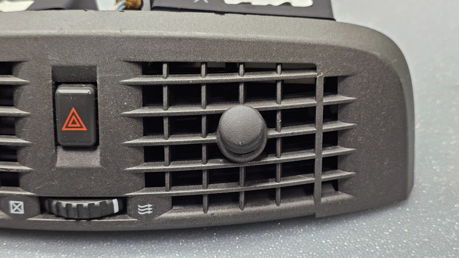 🔥03-07 CADILLAC CTS FRONT Center Dash Dual Air Vent Heater Conditioning Black