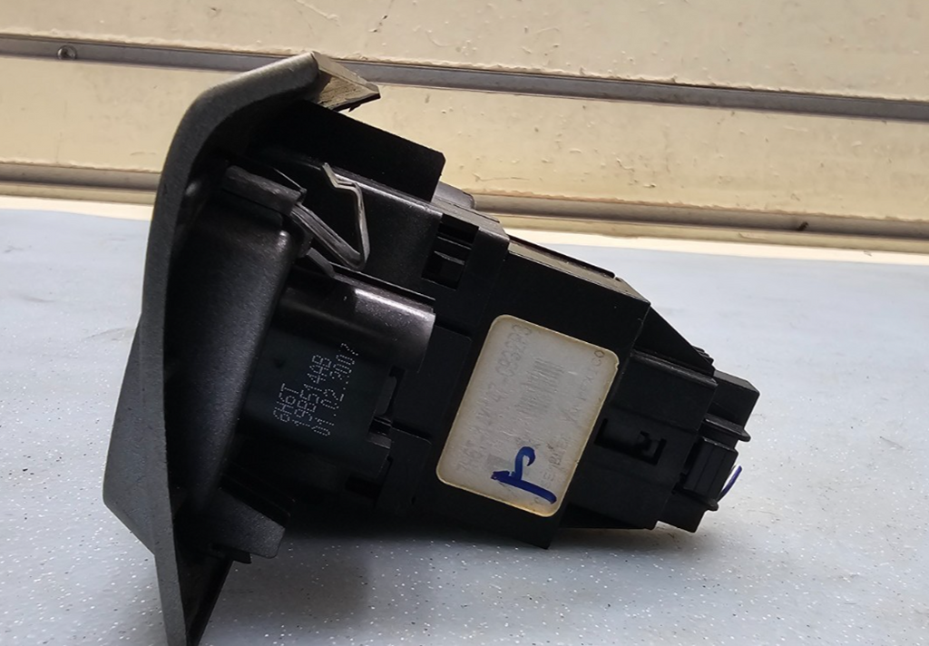 🔥06-09 Fusion Milan Dash Headlight Interior Panel Dimmer Trunk Switch Silver